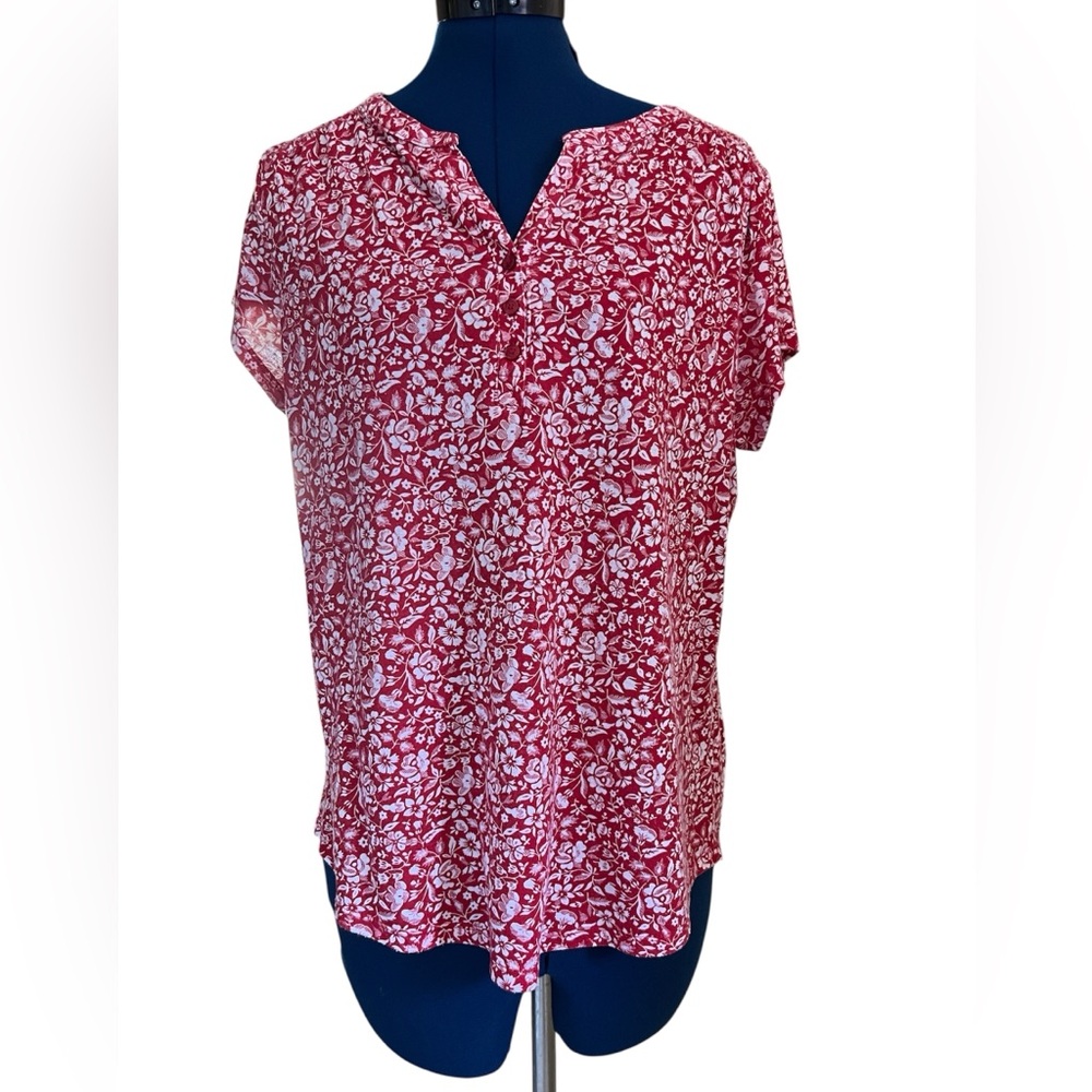 Liz Clairborne * cute top!